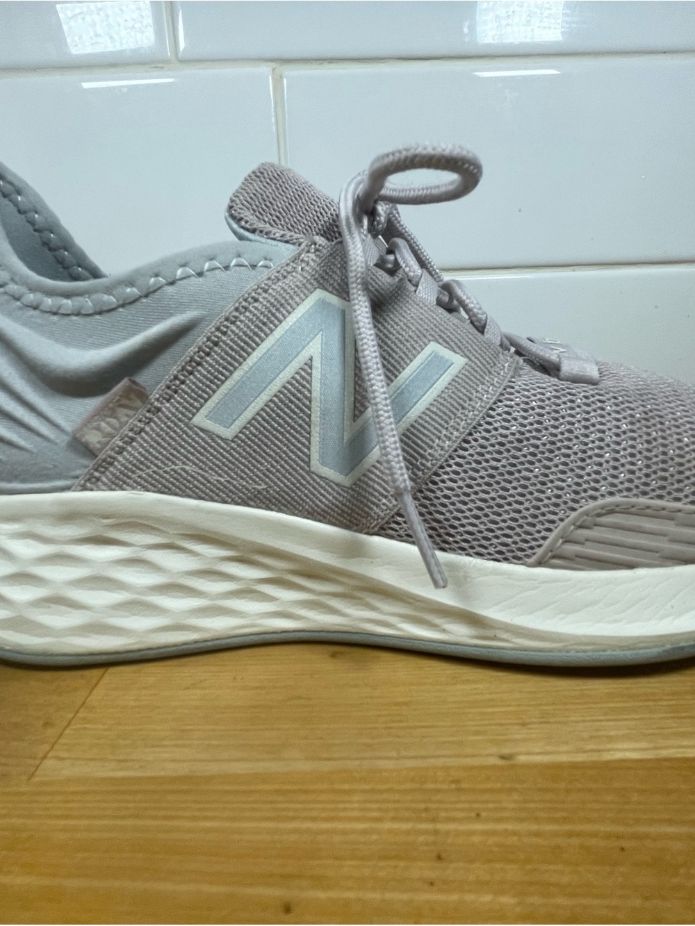 New Balance Roaz Women's Athletic Running Sneaker in Light Lavender/Grey